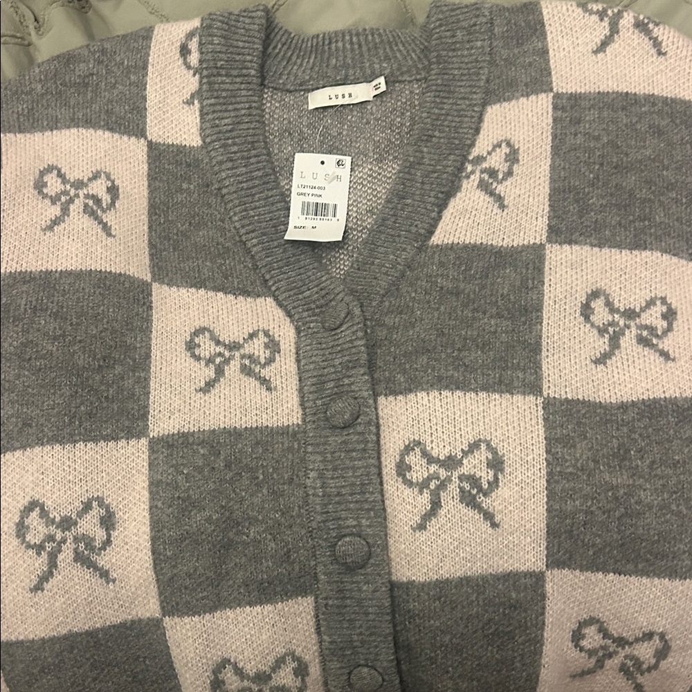 Gray and Pink Women's Sweater